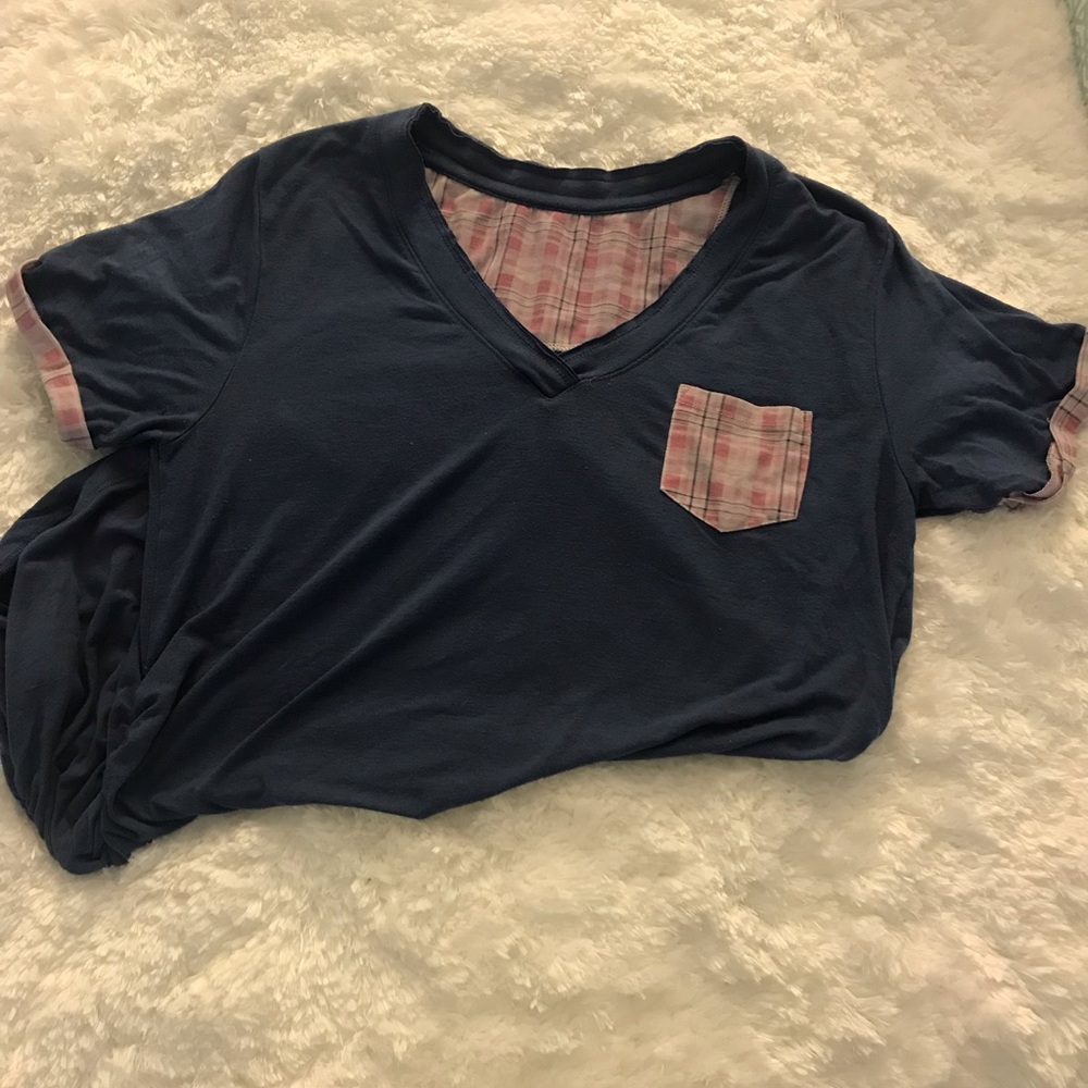 Belly glow maternity top